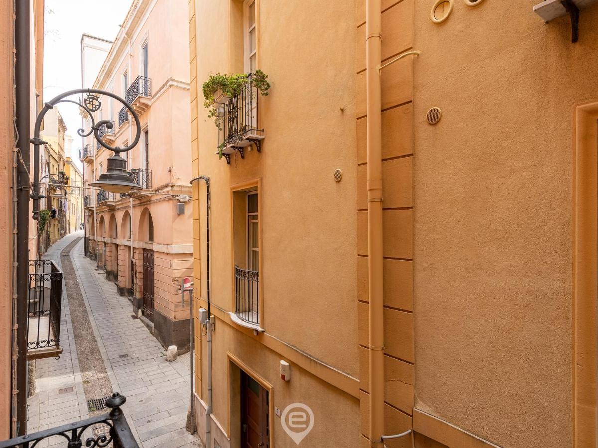 Modern Gem In Castello Apartment *